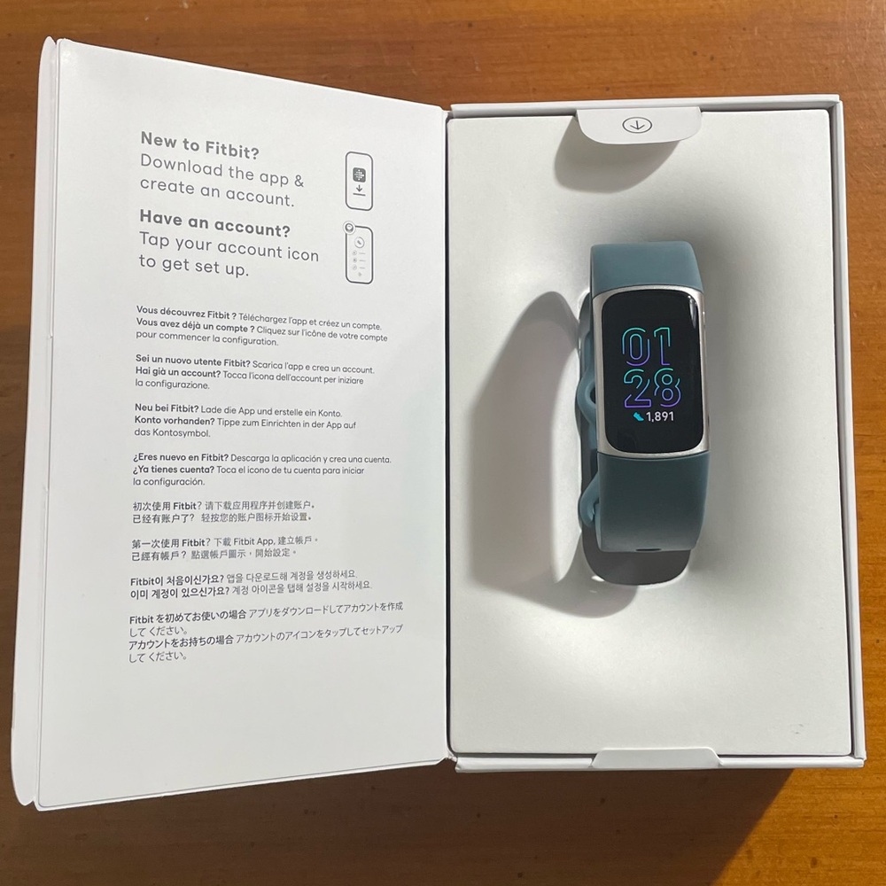 Fitbit Charge 5